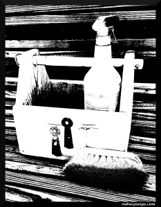 brush box b&w